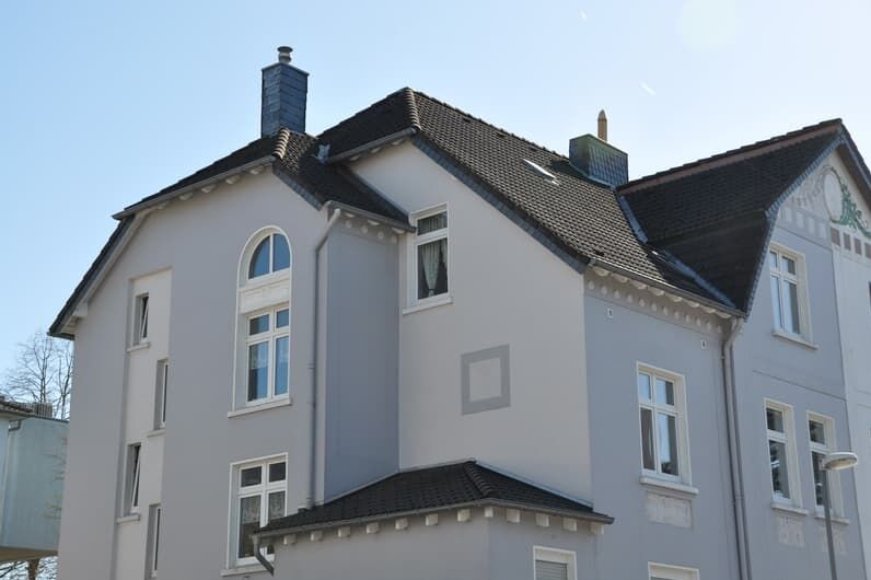 Immobilienmakler Karcher in Essen Rüttenscheid: Mehrfamilienhaus mit 3 Wohneinheiten in Velbert zum Verkauf